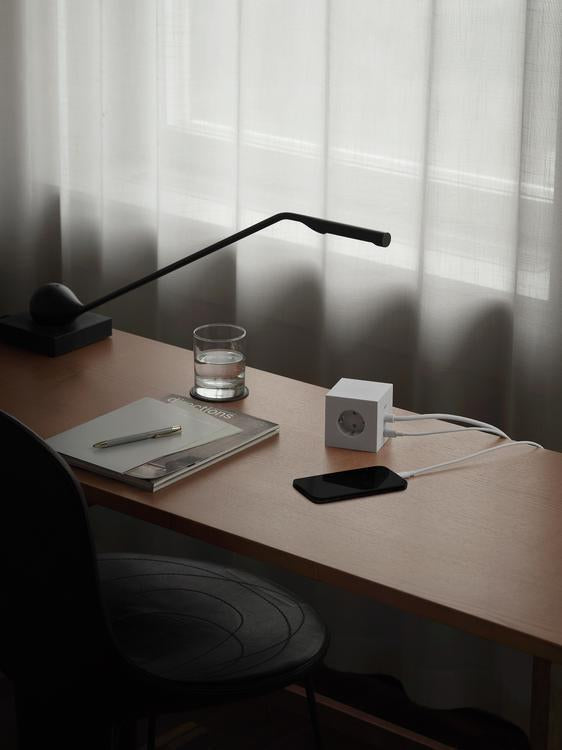 AVOLT - Square 1 (UK) - Nomad Sand / AC and USB-C