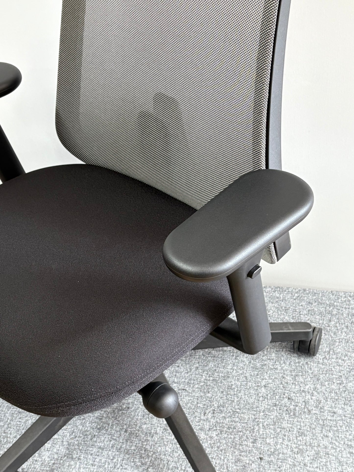 Lino Office Chair by Herman Miller