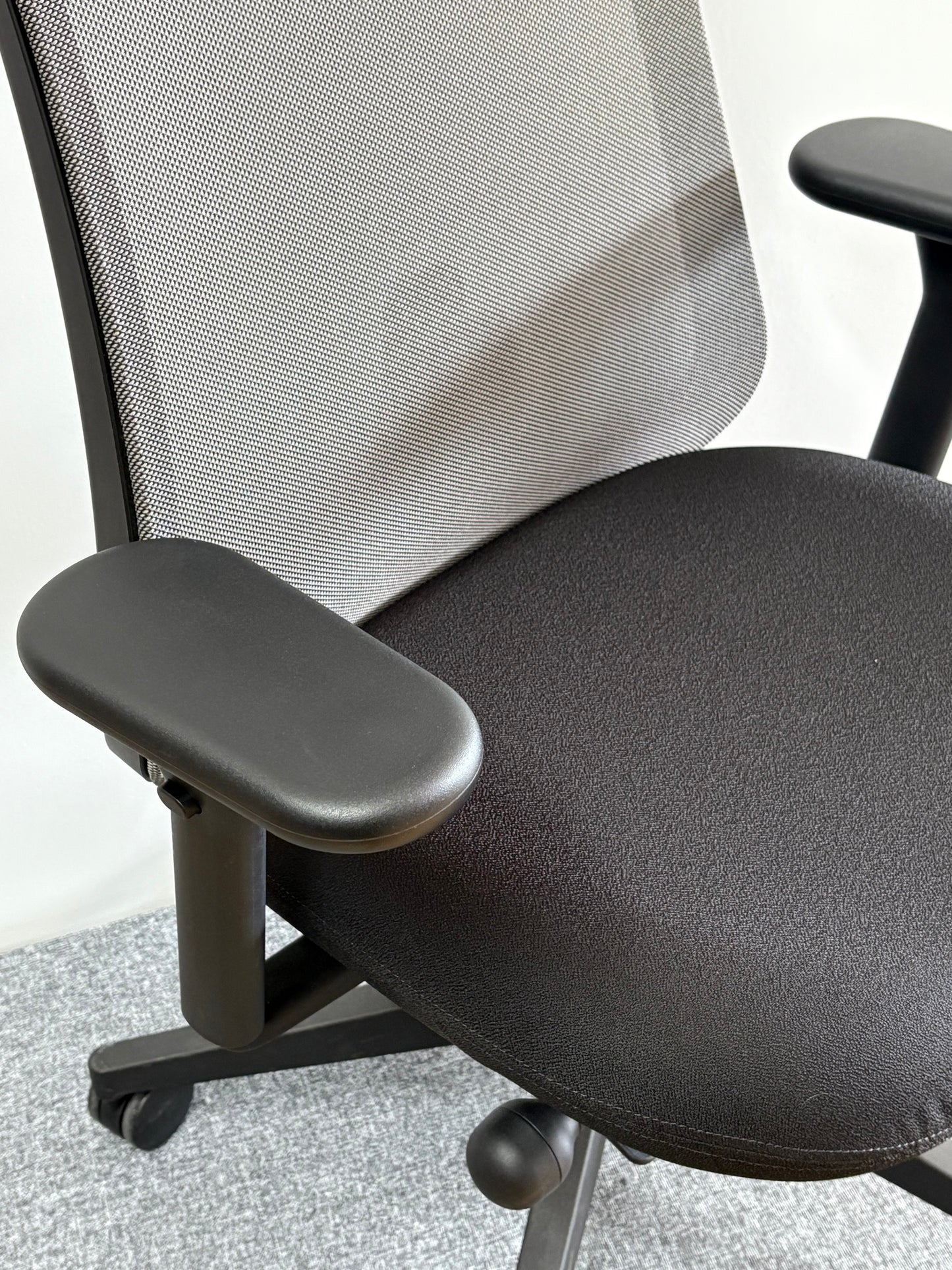 Lino Office Chair by Herman Miller