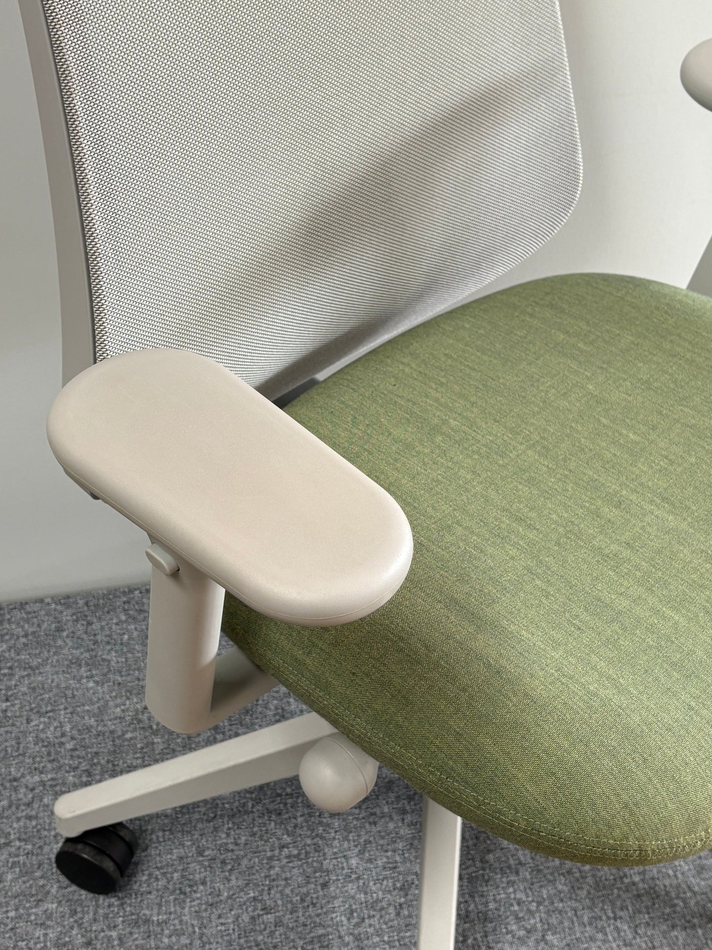 Lino Office Chair by Herman Miller