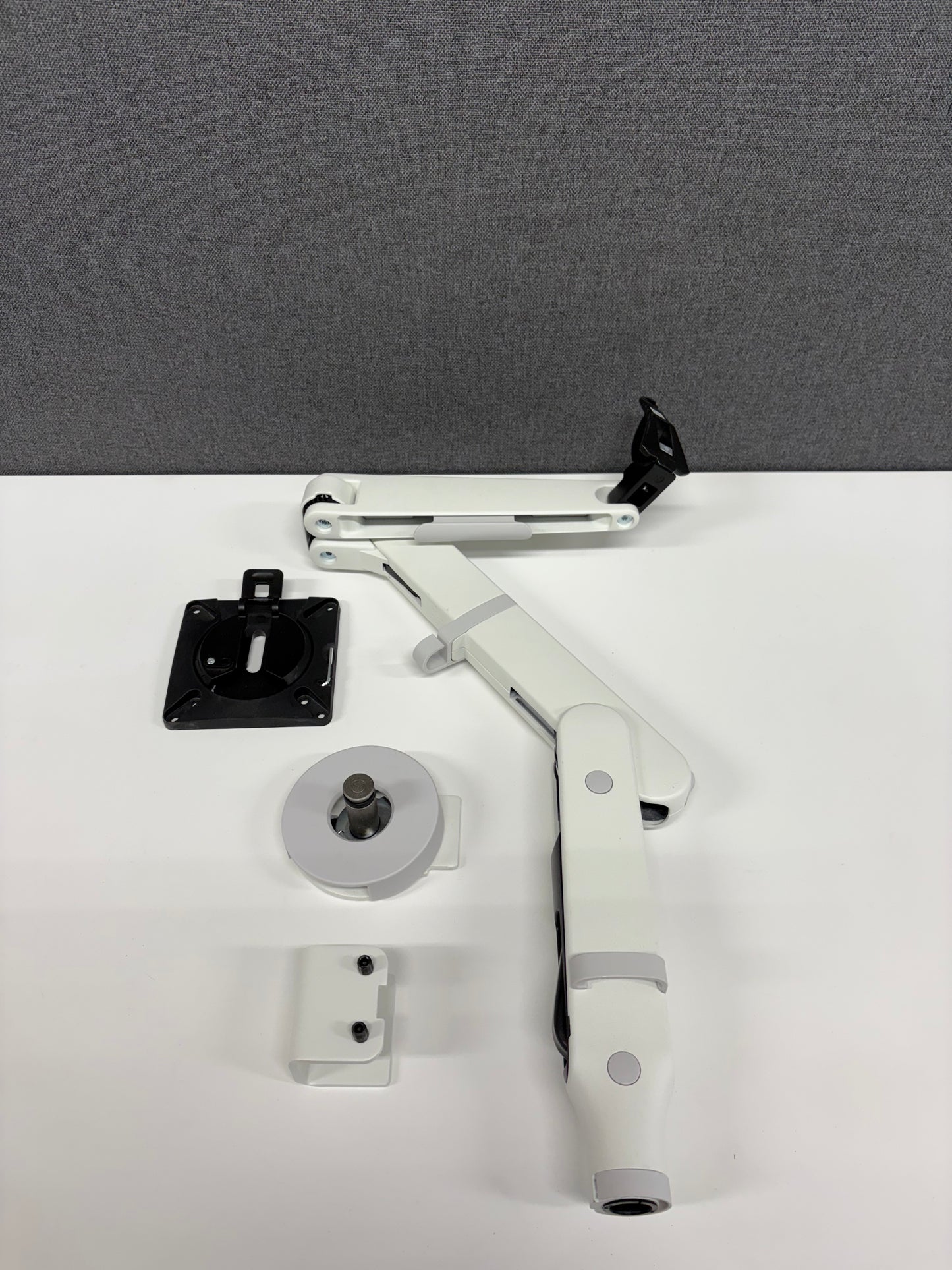 Ollin Monitor Arm - White
