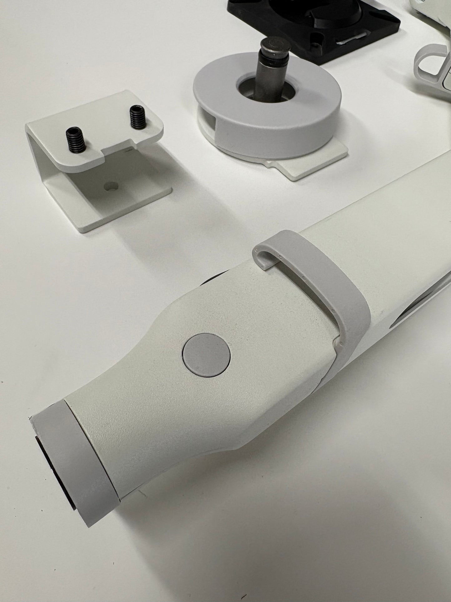 Ollin Monitor Arm - White