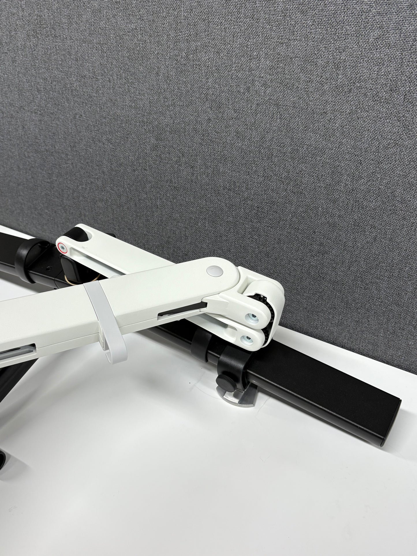 Ollin Monitor Arm Dual Mount