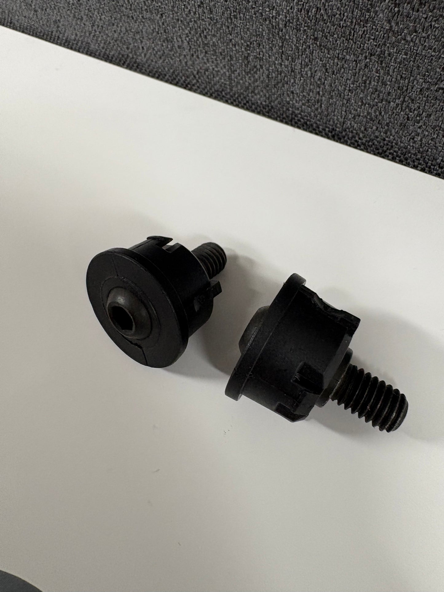 Hip Pivot Bolts for Herman Miller Aeron Chair (Pair)