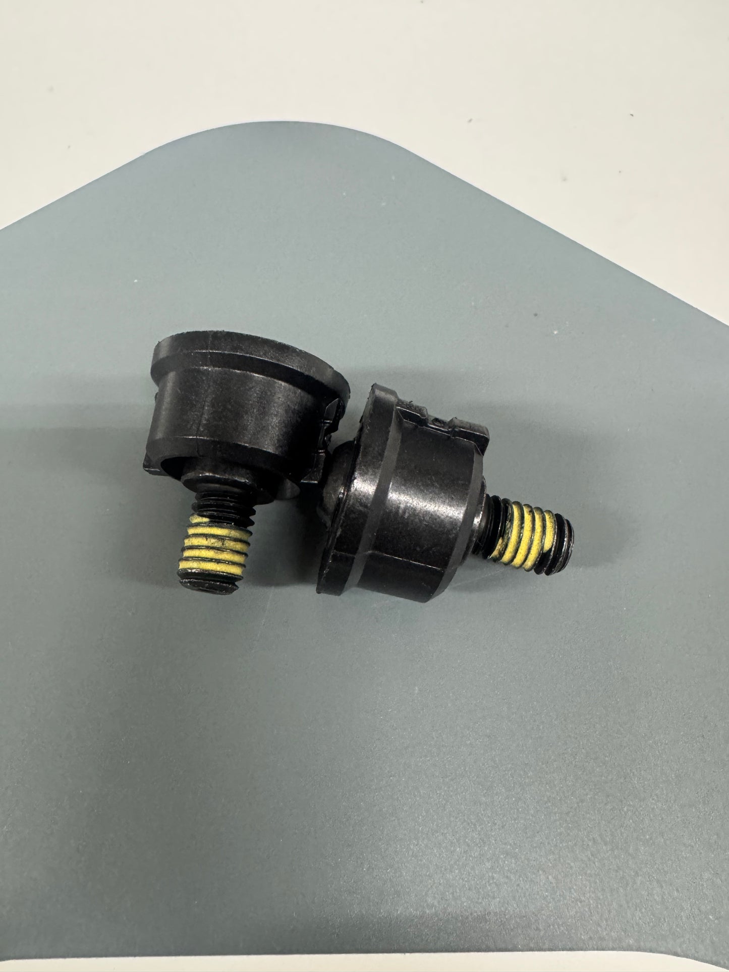 Hip Pivot Bolts for Herman Miller REMASTERED Aeron Chair (Pair)