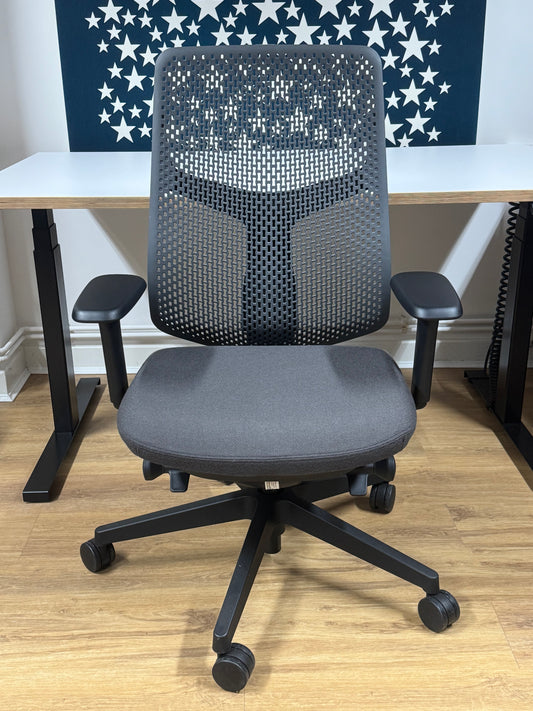 Herman Miller Tri-Flex Verus Chair